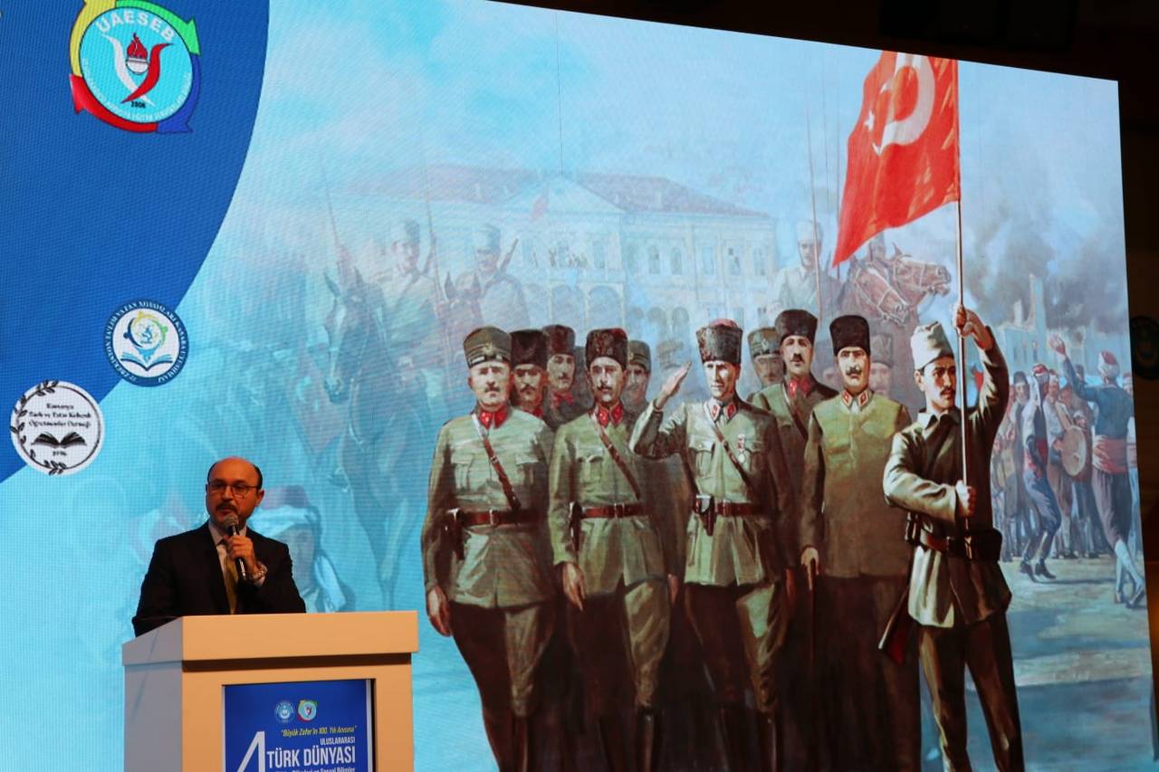 “Büyük Zafer’in 100. Yılı Anısına” 4.Uluslararası Türk Dünyası Eğitim Bilimleri ve Sosyal Bilimler Kongresi Başladı.