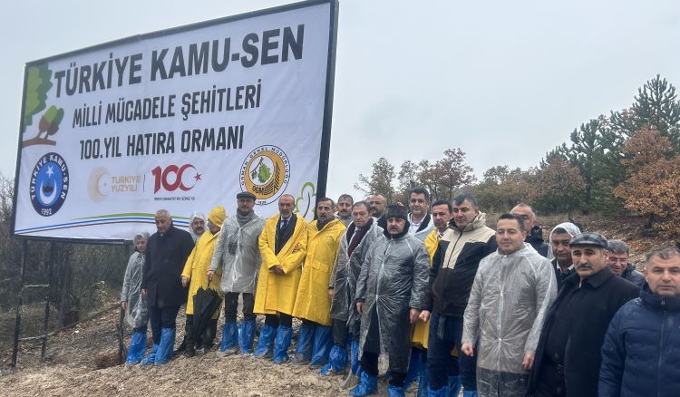 Cumhuriyetimizin 100. Yılında Türkiye Kamu-Sen Hatıra Ormanımızın İlk Fidanlarını Toprakla Buluşturduk