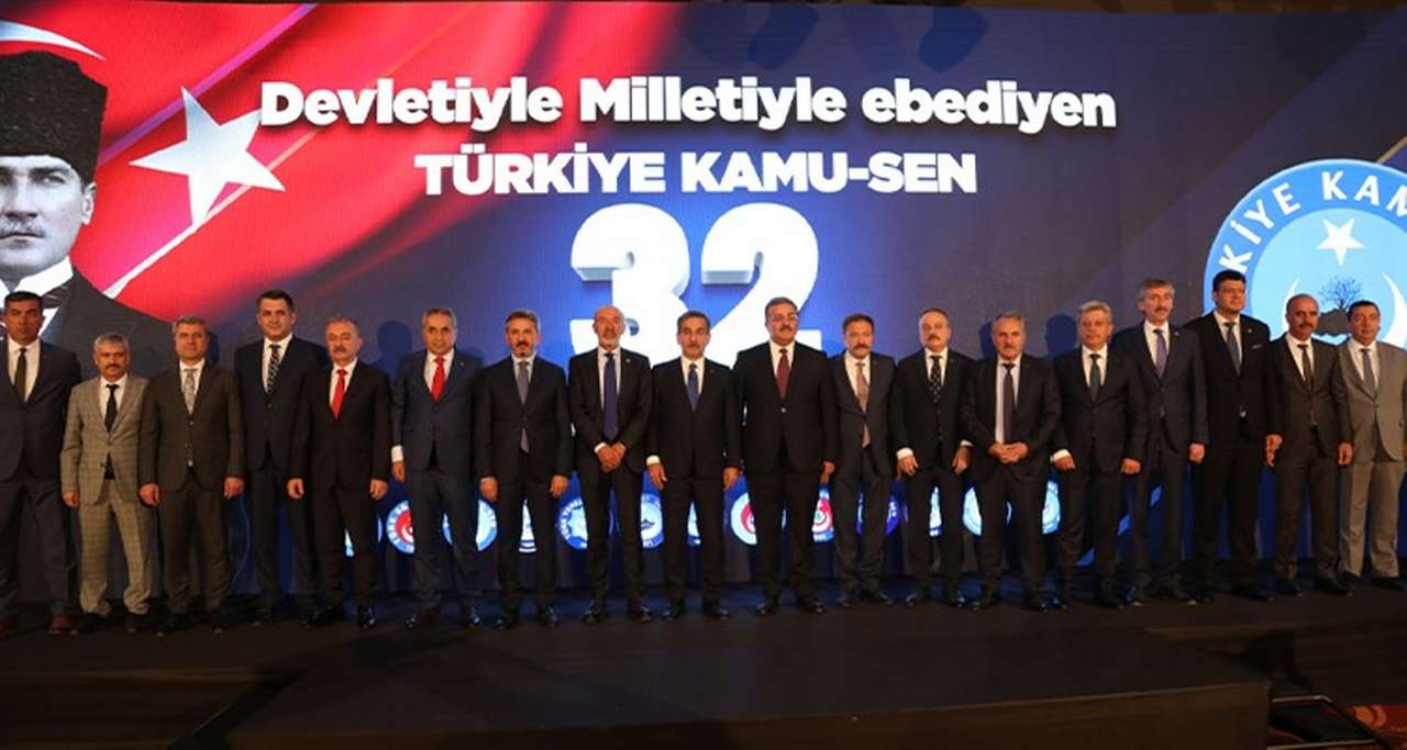 Türk Memurunun Gür Sesi Türkiye Kamu-Sen 32 Yaşında