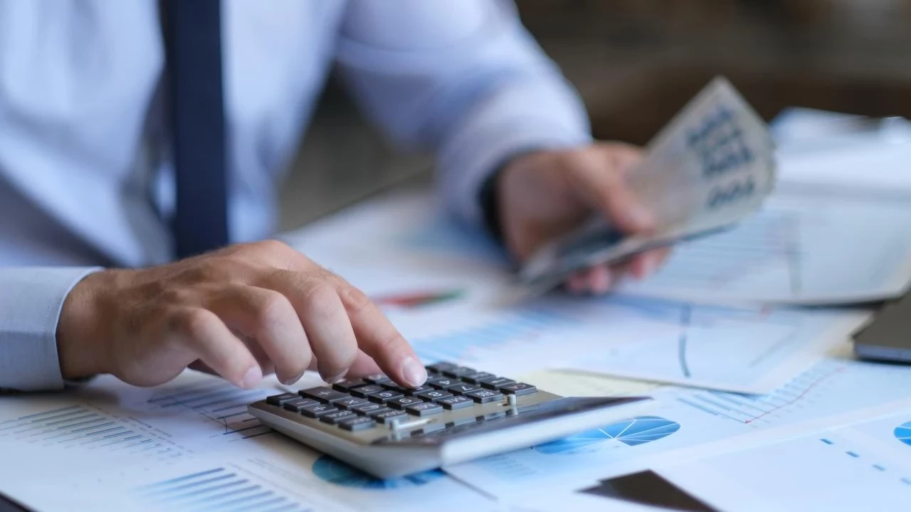 KAMU ÇALIŞANLARININ EKONOMİK ZARARLARI MUTLAKA KARŞILANMALIDIR