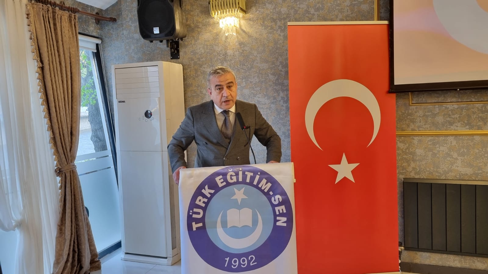 1 MAYIS’TA ÇANAKKALE’DE EK ZAM TALEBİMİZİ HAYKIRIYORUZ